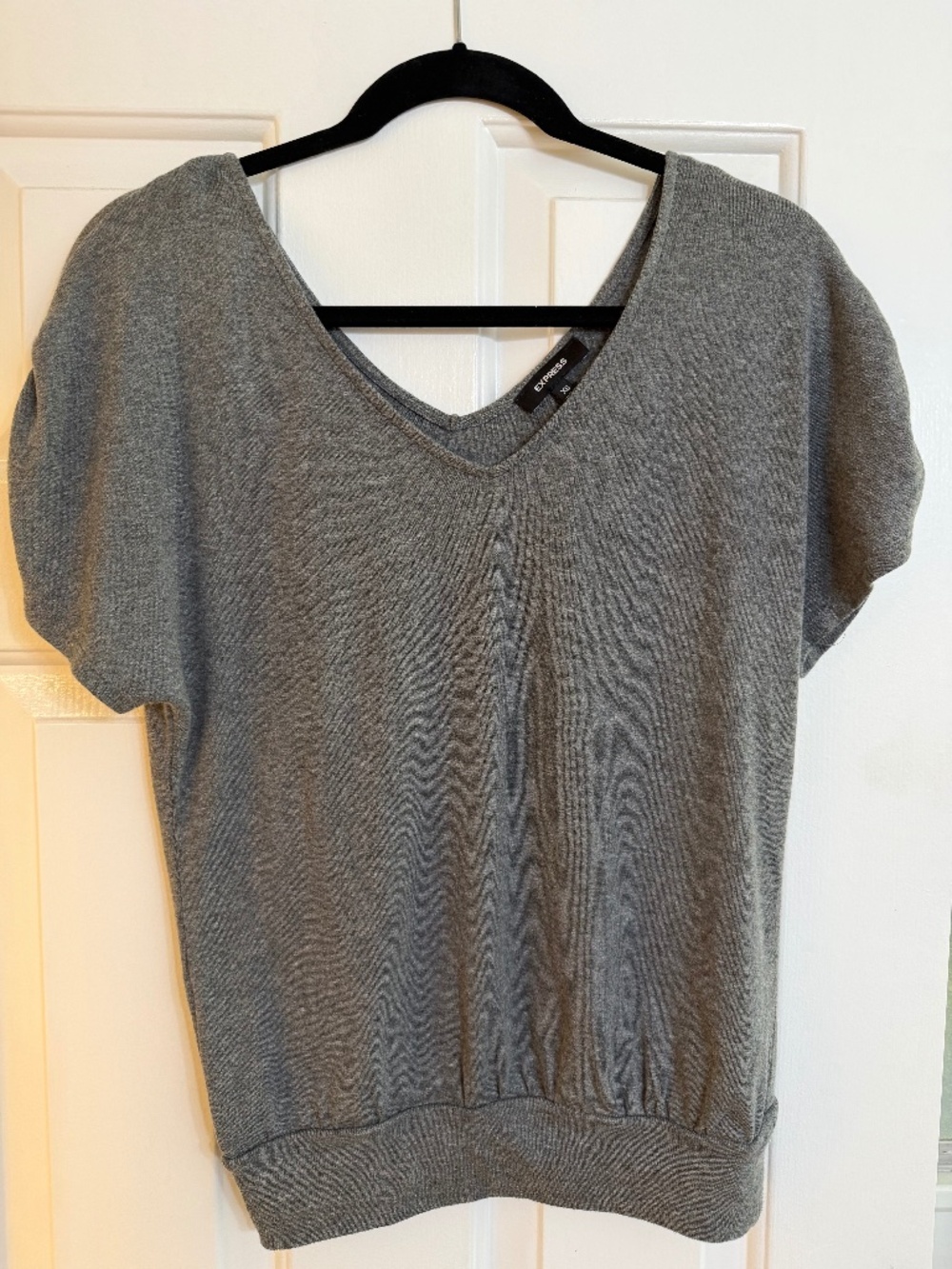 Medium gray cute top with buttons on the sleeves stylish soft & comfy